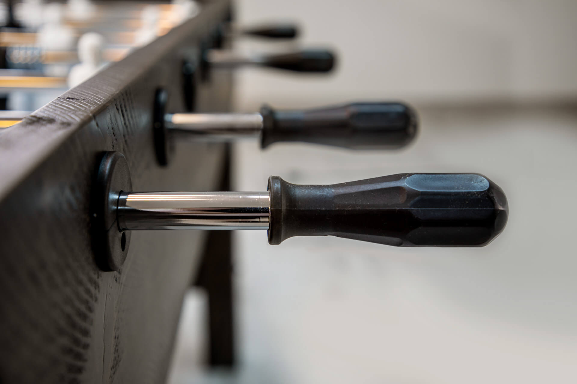 BARN FOOSBALL TABLE SOLID RED PINE